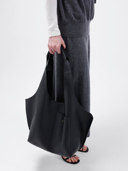 RSVP | Bag - Parachute Medium - Smooth Black – RSVP Paris