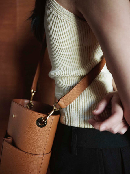 Low Five in Grained Cognac calfskin – RSVP Paris