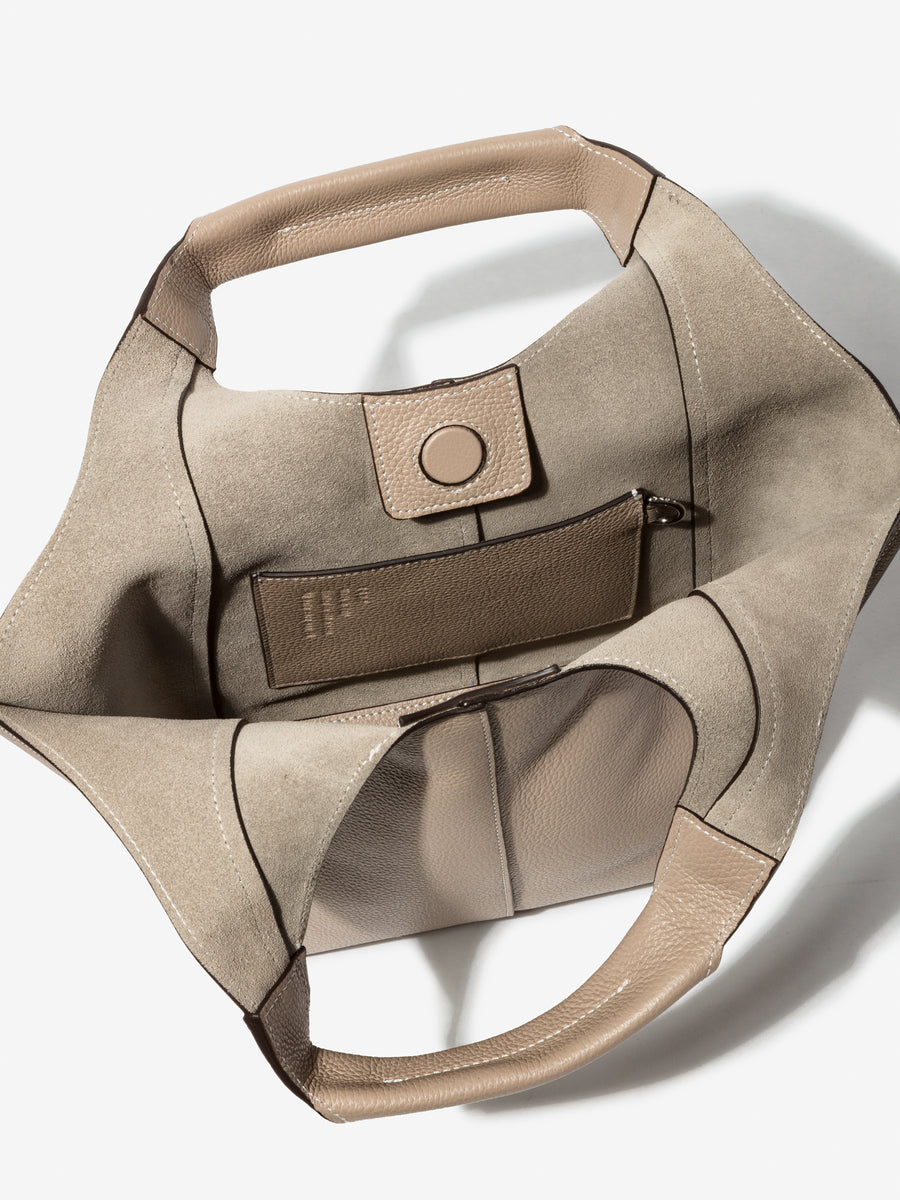 Parachute Mini in grained tourterelle calfskin – inside